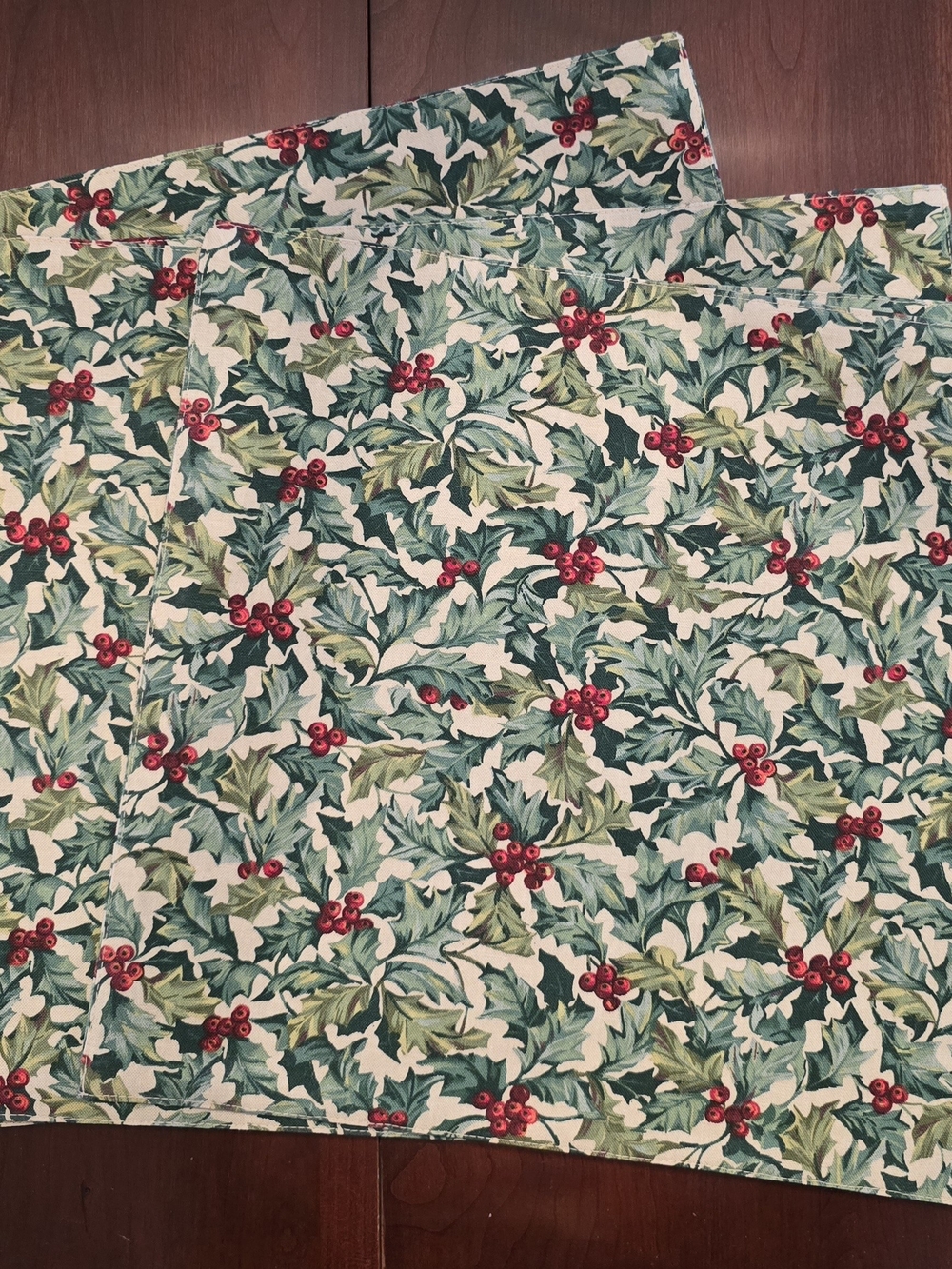 Pristine Vintage Longaberger American Holly Christmas Placemats - Set of 4